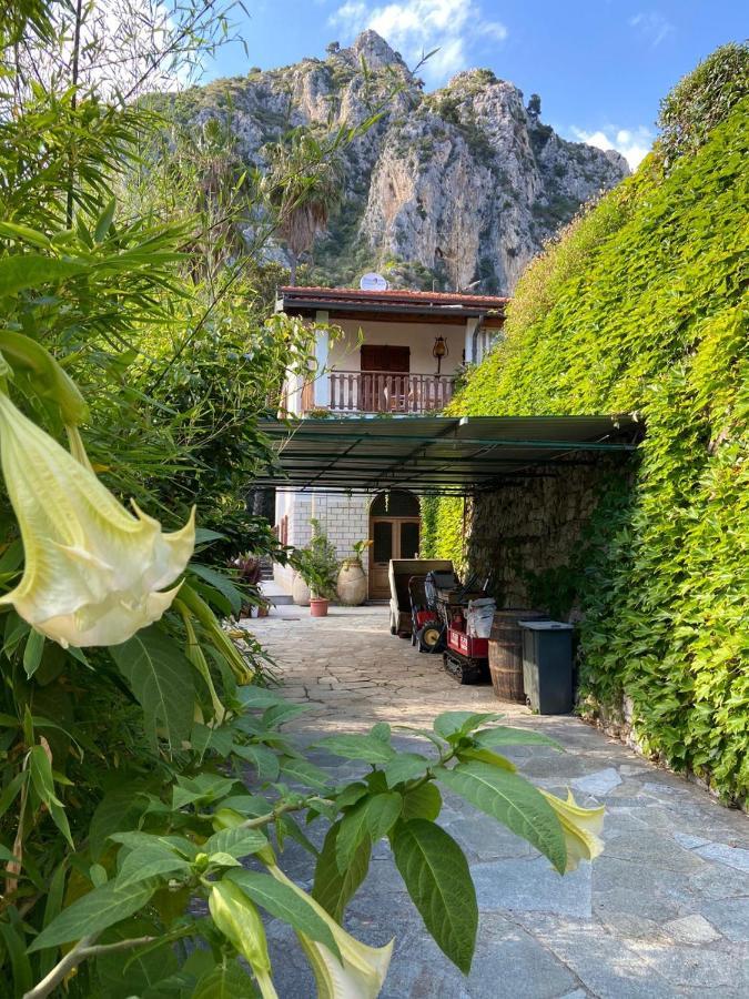 Ascheri Country House - Grimaldi, ヴェンティミーリア エクステリア 写真